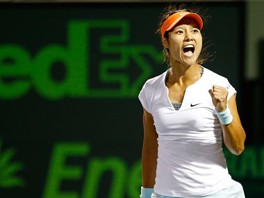 Li Na overpowers Wozniacki to enter semis at Miami Masters Li Na overpowers Wozniacki to enter semis at Miami Masters