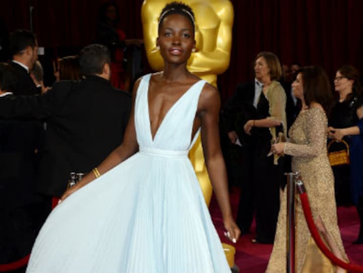 Oscars 2014: Lupita Nyong'o wows fashion critics in pale blue gown