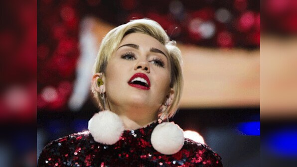 Miley Cyrus' tour bus bursts into flames