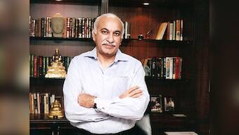 Move away from politics of fear: MJ Akbar defends pro-Modi stance