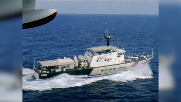 Australia to use flying air traffic controller for MH370 search 
