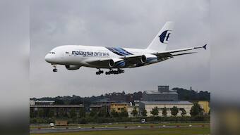 Missing jet: Malaysia's Razak calls Manmohan Singh for help