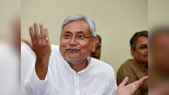 Bihar: Nitish squeezed out between BJP, Cong-Lalu combine