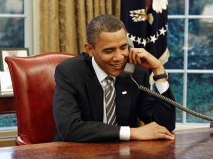 Obama dials Cameron, both agree Russia violated Ukrainian sovereignty