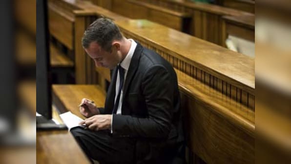 Pistorius knew not to fire without identifying target, says gun expert