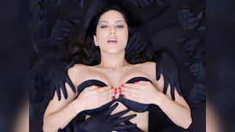 Ragini MMS 2 review: No plot, only a near-naked Sunny Leone