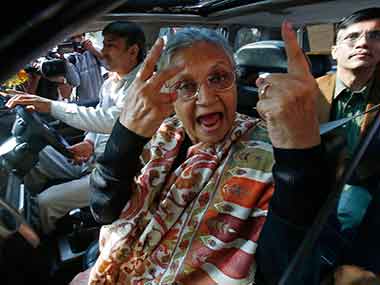 ACB examins Sheila Dikshit connection with Tanker scam, gives her a questionnaire ACB examins Sheila Dikshit connection with Tanker scam, gives her a questionnaire