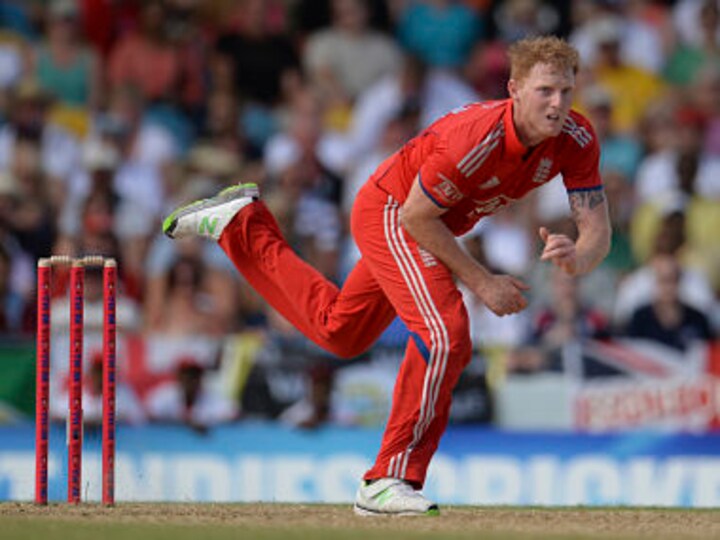 Stokes undergoes wrist surgery, out for at least six weeks