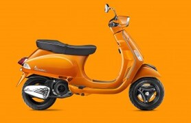 The Rs 12 Lakh Scooter: 125cc Vespa 946 Emporio Armani Edition Launched -  News18
