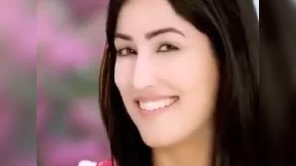Yami Gautam faces Twitter backlash for endorsing fairness cream 