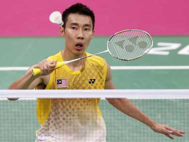 Lee cruises as All England rivals struggle Lee cruises as All England rivals struggle