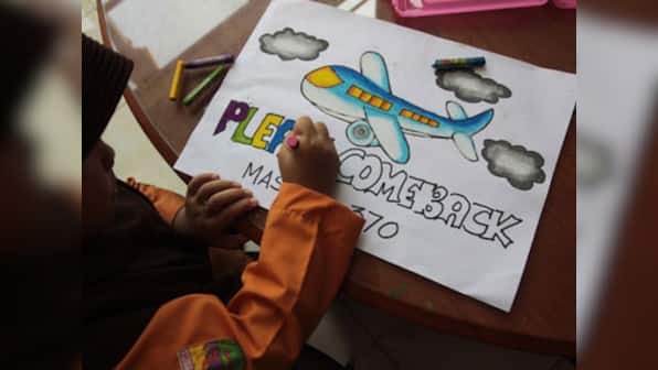 Malaysia crash: Bad weather forces suspension of search ops