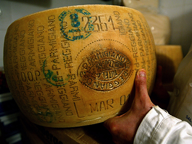 Hey US, Europe wants its Parmesan back! Hey US, Europe wants its Parmesan back!