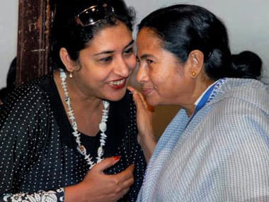 Shatabdi Roy with Mamata Banerjee. Image courtesy: Facebook.