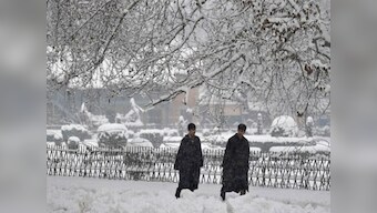 Heavy snowfall leaves two dead in Jammu and Kashmir