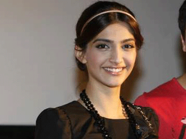 Happy with my work in Bewakoofiyaan: Sonam Kapoor Happy with my work in Bewakoofiyaan: Sonam Kapoor