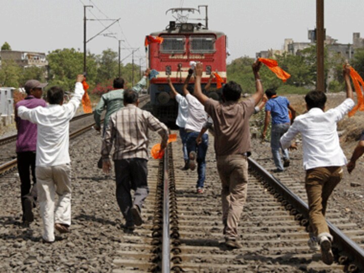 Railways lodges 87 cases against JD(U), BJP for stopping trains