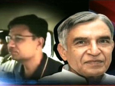 A file photo of Vijay Singhla and Pawan Bansal. Ibnlive