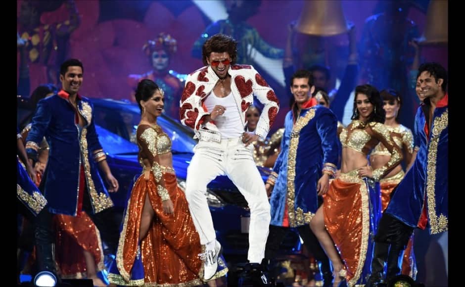 Ranvi Singh performs on stage at the Raymond James Stadium on the fourth and final day of the 15th International Indian Film Academy (IIFA) Awards in Tampa, Florida, April 26, 2014. AFP PHOTO JEWEL SAMAD