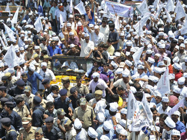 AAP: What's the truth behind people leaving the party? – Firstpost