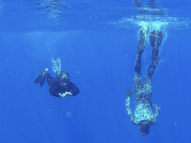 MH370 search: Ocean debris left by jet depends on angle, speed MH370 search: Ocean debris left by jet depends on angle, speed