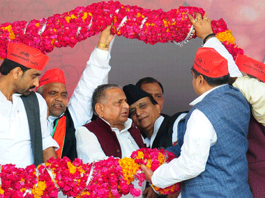 Modi wave catches up in Azamgarh, no cakewalk for Mulayam  Modi wave catches up in Azamgarh, no cakewalk for Mulayam