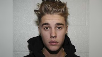 Justin Bieber detained by US customs officials