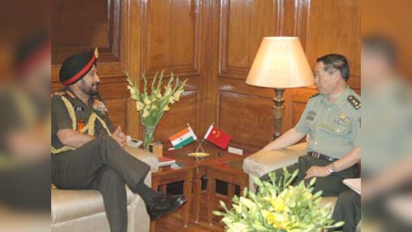  Indian, Chinese armies discuss implementation of border pacts