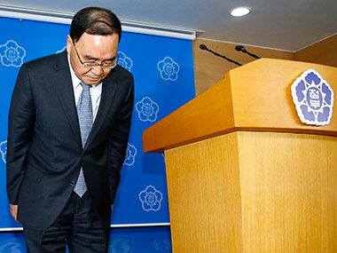 South Korean PM Chung resigns over ferry sinking South Korean PM Chung resigns over ferry sinking