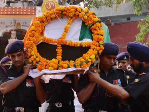 Major Varadarajan cremated with full state honours-India News , Firstpost