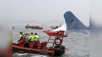 South Korea ferry accident: 2 dead, over 300 still missing 