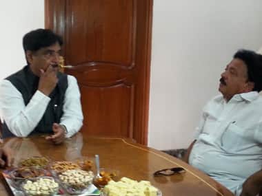 Breakfast at Munde’s residence in Parli, Beed on Tuesday morning.  Kavitha Iyer/Firstpost 