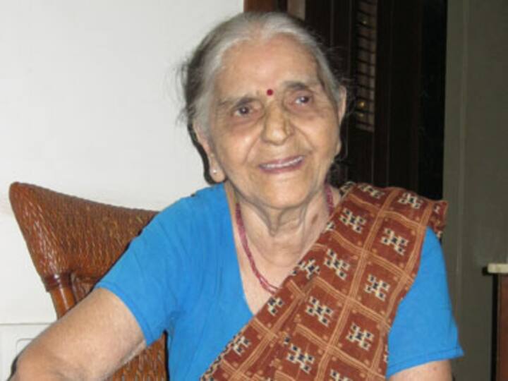 Parliament must have honest, educated people: Medha Patkar's mother