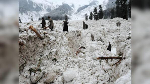 J&K avalanche: One killed, another feared dead 