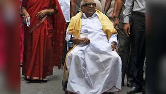 Karunanidhi keeps mum on SC decision on Rajiv Gandhi's killers