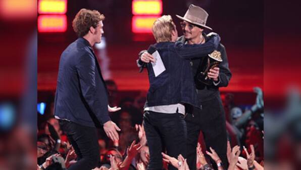 New clip from X-Men movie debuts at MTV Movie Awards