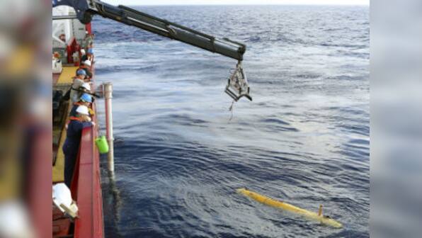 Robot sub makes first complete search for MH370 plane