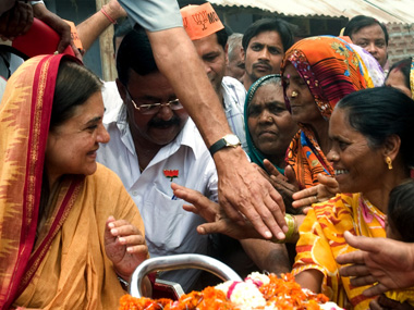 In Pilibhit, Modi comes to Maneka Gandhi’s rescue In Pilibhit, Modi comes to Maneka Gandhi’s rescue