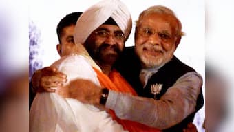 Daljeet Singh, PM's half brother, joins BJP; Manmohan Singh shocked