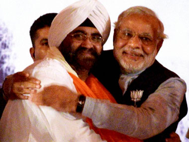 Daljeet Singh, PM's half brother, joins BJP; Manmohan Singh shocked Daljeet Singh, PM's half brother, joins BJP; Manmohan Singh shocked