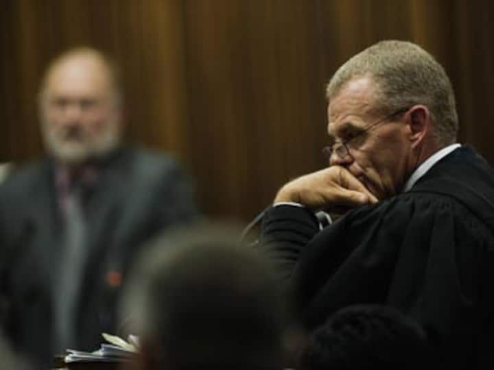 Pistorius Murder Trial: State questions defence expert's findings Pistorius Murder Trial: State questions defence expert's findings