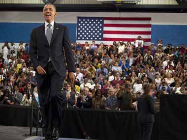 The Obamas earned $500,000 last year but income drops The Obamas earned $500,000 last year but income drops