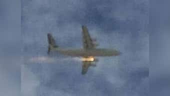 Australia: Plane makes emergency landing after engine catches fire