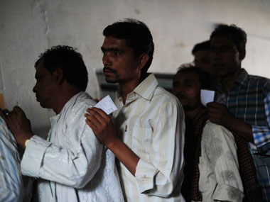 Elections 2014: Seemandhra sees 33% polling; violence reported Elections 2014: Seemandhra sees 33% polling; violence reported