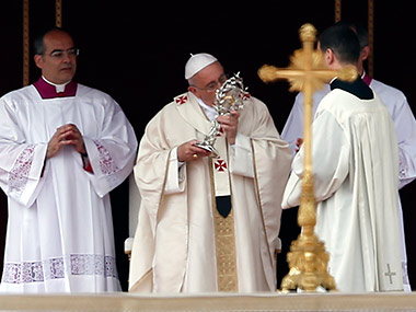 Pope Francis presides over historic day of four popes Pope Francis presides over historic day of four popes