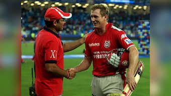 RCB v KXIP Tweet report: 'Sehwag's helmet has scored more runs than Gambhir'