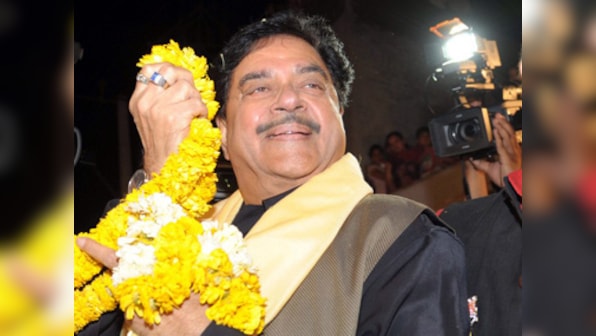 Shatrughan Sinha gets IIFA Lifetime achievement award