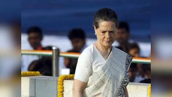 Sonia declines to show passport to US, says Indian govt disallowed her