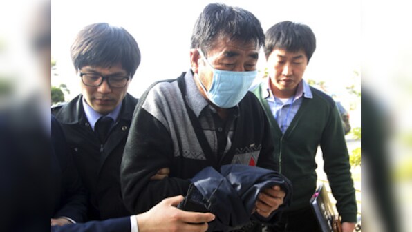 Captain who deserted doomed S-Korean ferry had 40 years at sea