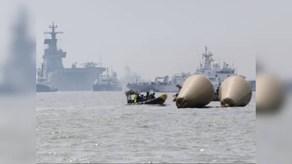 S-Korea ferry disaster: 113 dead, hunt on for 199 missing people 